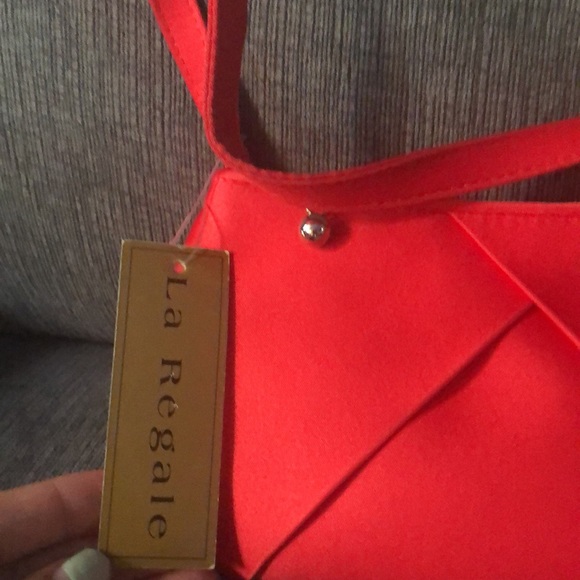 Red La Regale Purse with Tags - Picture 2 of 9